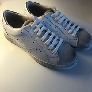 NEW Steve Madden Rezza Sneakers